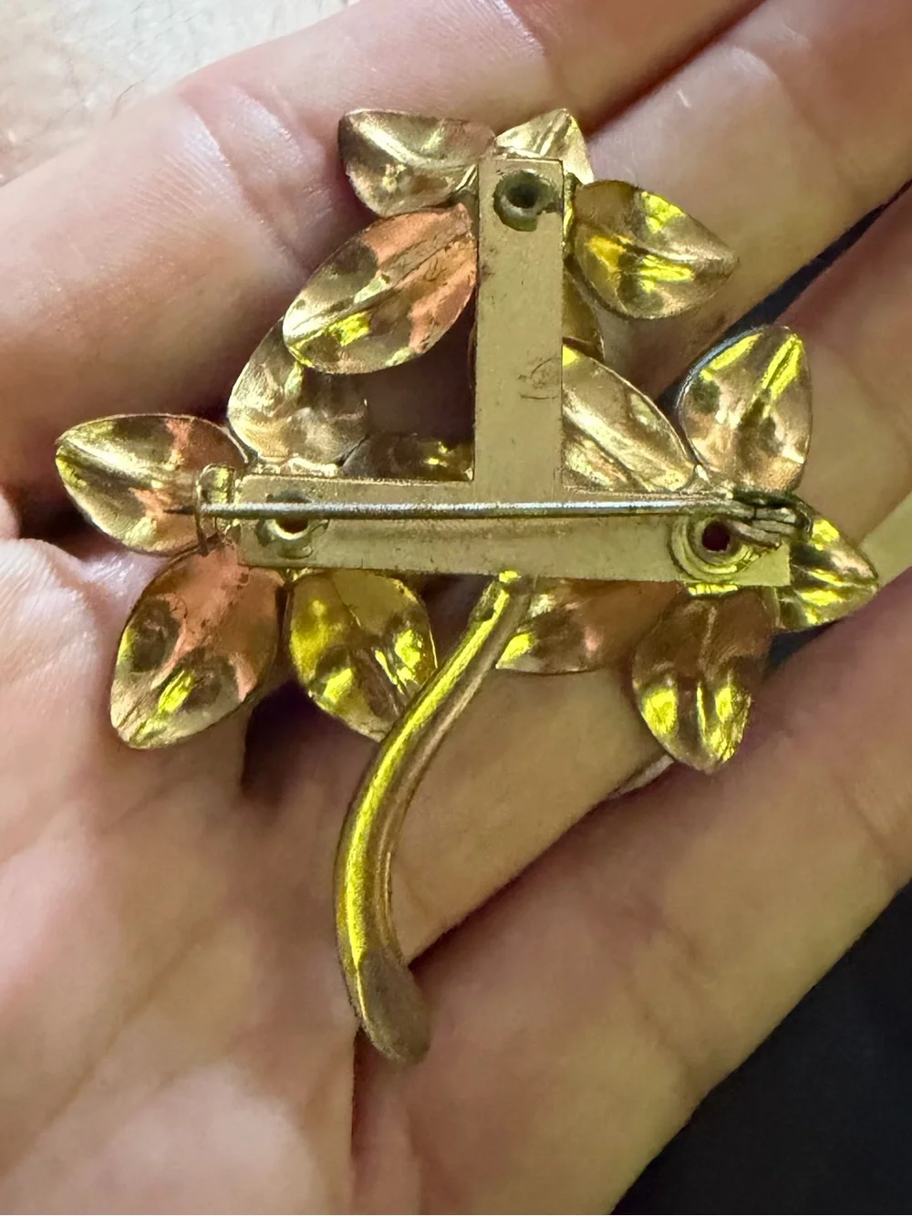 Vintage Gold Tone Blue Flower Brooch